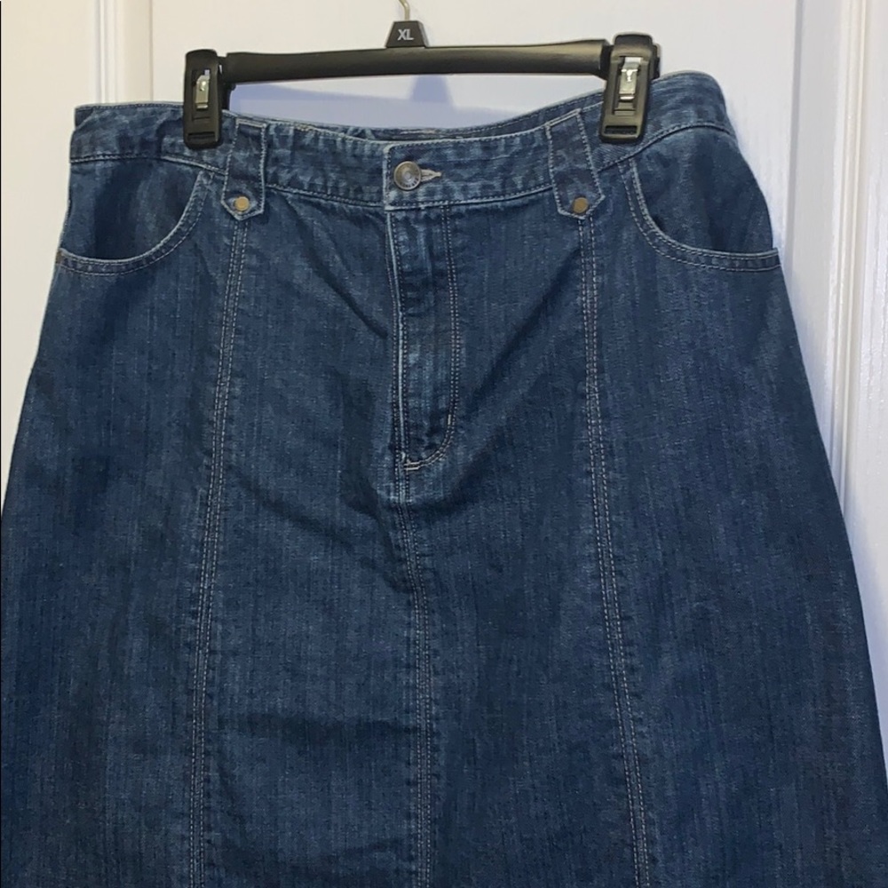 Denim maxi skirt - size 18